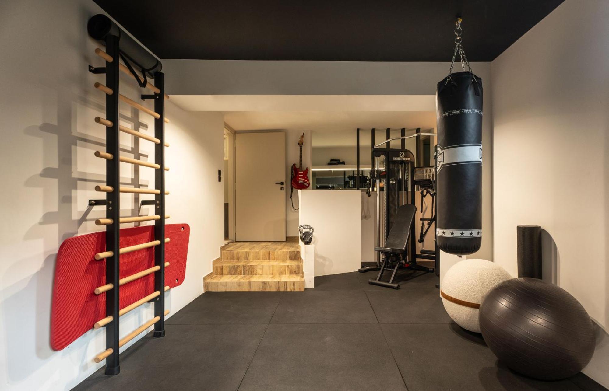 Sol - Private Pool Gym Glyfada